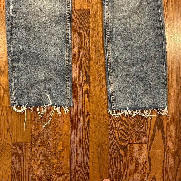 Zara distressed straight leg frayed hem jeans size 4 - Picture 6 of 12